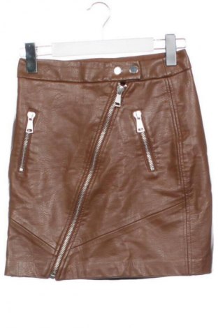 Bőrszoknya Stradivarius, Méret XS, Szín Barna, Ár 3 789 Ft