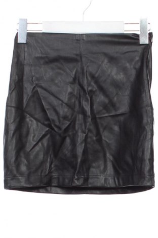 Кожена пола Tally Weijl, Размер XS, Цвят Черен, Цена 28,63 €