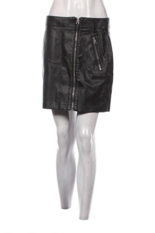 Кожена пола Topshop, Размер M, Цвят Черен, Цена 5,11 €