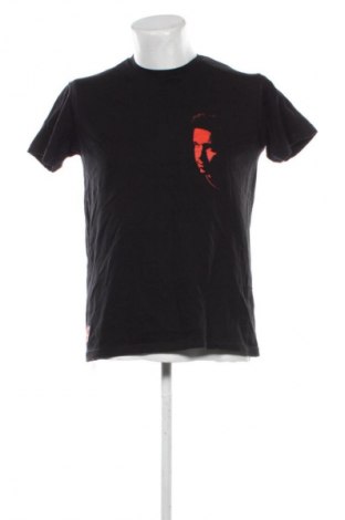 Pánské tričko  Unbranded, Velikost M, Barva Vícebarevné, Cena  277,00 Kč