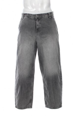 Pánské džíny  Bershka, Velikost L, Barva Šedá, Cena  539,00 Kč