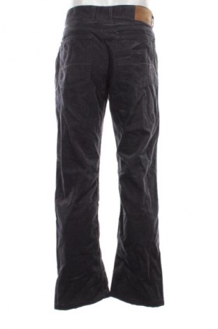 Pantaloni raiați de bărbați Tommy Hilfiger, Mărime XL, Culoare Gri, Preț 239,99 Lei