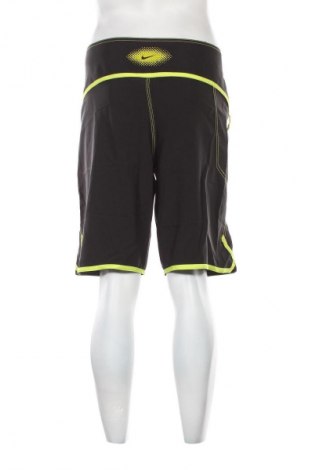 Ανδρικό κοντό παντελόνι Nike, Μέγεθος M, Χρώμα Πολύχρωμο, Τιμή 19,99 €