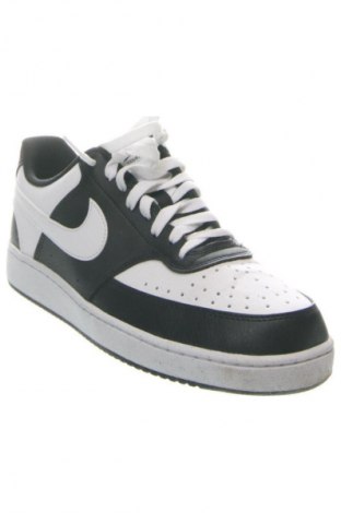 Férfi cipők
 Nike, Méret 42, Szín Sokszínű, Ár 51 919 Ft