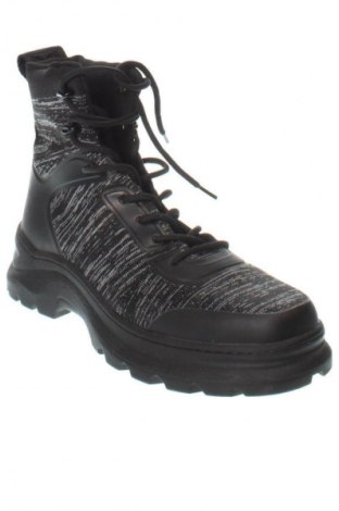 Мъжки обувки Steve Madden, Размер 41, Цвят Многоцветен, Цена 97,00 €