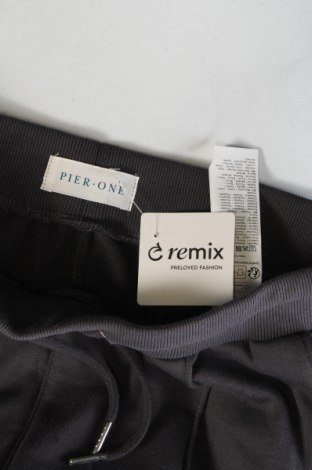 Pantaloni trening de bărbați Only & Sons, Mărime XXS, Culoare Negru, Preț 145,99 Lei