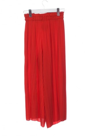 Spódnico-spodnie Bershka, Rozmiar XS, Kolor Czerwony, Cena 32,99 zł