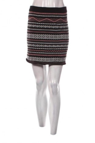 Пола About You, Размер M, Цвят Многоцветен, Цена 5,11 €