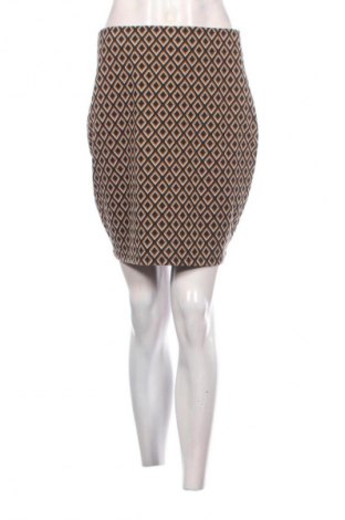 Пола Amisu, Размер M, Цвят Многоцветен, Цена 9,78 €