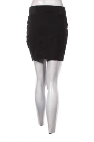 Spódnica Amisu, Rozmiar S, Kolor Czarny, Cena 23,99 zł