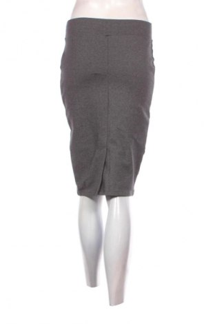 Пола Amisu, Размер M, Цвят Сив, Цена 5,62 €