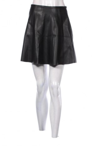 Пола Amisu, Размер S, Цвят Черен, Цена 8,69 €