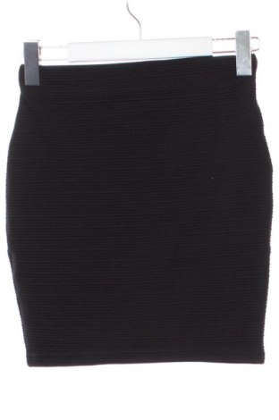 Szoknya Amisu, Méret XXS, Szín Fekete, Ár 2 789 Ft