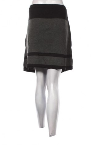 Пола Aniston, Размер XL, Цвят Многоцветен, Цена 4,60 €