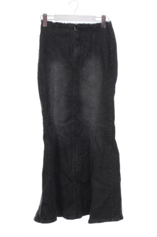 Пола Bershka, Размер XS, Цвят Черен, Цена 14,77 €