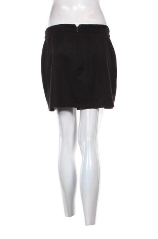 Пола Bershka, Размер L, Цвят Черен, Цена 9,70 €