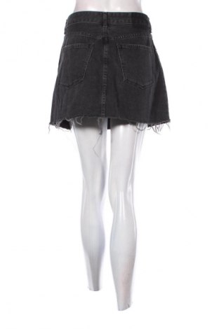 Spódnica Bershka, Rozmiar M, Kolor Czarny, Cena 72,99 zł