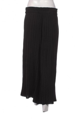 Szoknya Bershka, Méret S, Szín Fekete, Ár 3 169 Ft