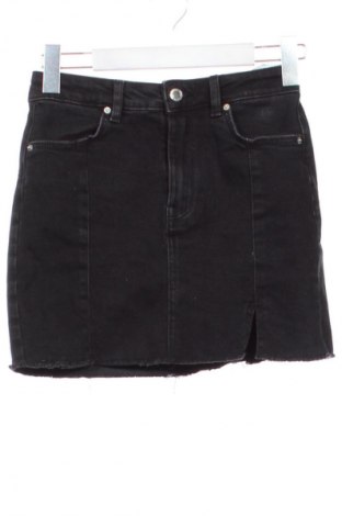 Пола Bershka, Размер XS, Цвят Черен, Цена 7,15 €