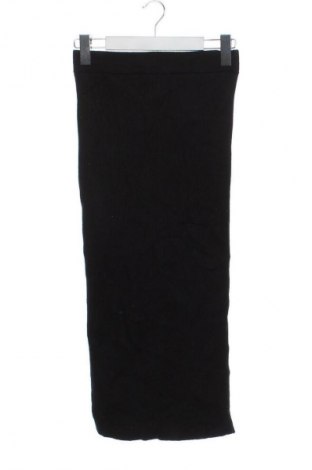 Пола Bershka, Размер XS, Цвят Черен, Цена 6,64 €