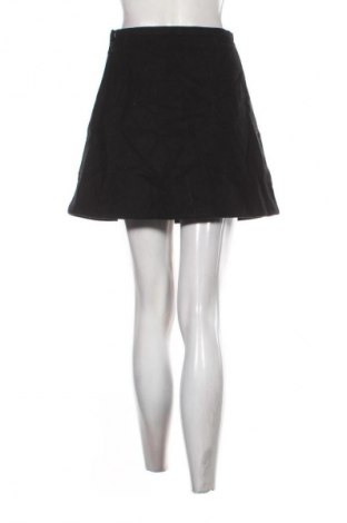 Пола COS, Размер S, Цвят Черен, Цена 14,82 €