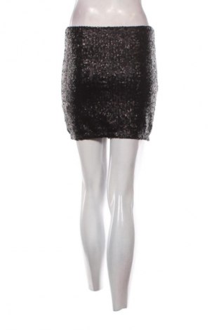 Пола Clockhouse, Размер S, Цвят Черен, Цена 10,00 €