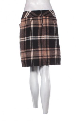 Пола Comma,, Размер M, Цвят Многоцветен, Цена 28,00 €