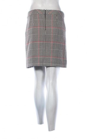 Пола Comma,, Размер M, Цвят Многоцветен, Цена 28,00 €