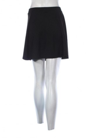 Пола Cropp, Размер M, Цвят Черен, Цена 21,00 €