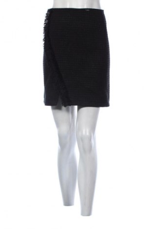 Szoknya Dika, Méret XS, Szín Fekete, Ár 19 835 Ft