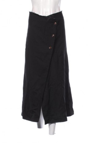 Пола Erika Cavallini, Размер S, Цвят Черен, Цена 106,15 €