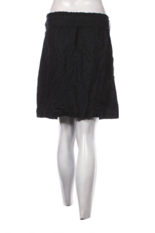 Spódnica Esmara, Rozmiar M, Kolor Czarny, Cena 19,99 zł