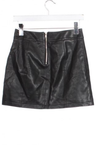 Пола Forever 21, Размер S, Цвят Черен, Цена 10,00 €