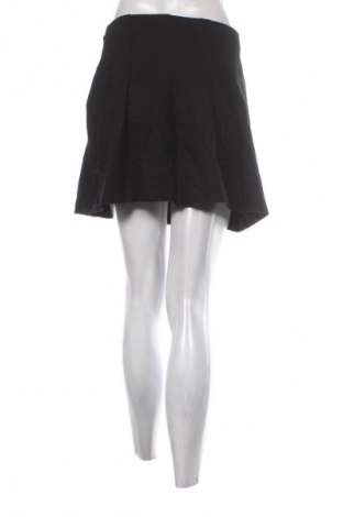 Пола H&M, Размер M, Цвят Черен, Цена 4,60 €