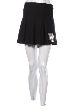 Пола H&M Divided, Размер XL, Цвят Черен, Цена 9,71 €