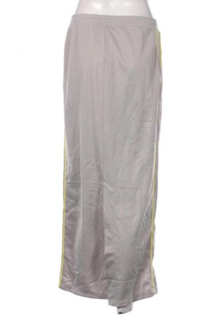 Пола H&M Divided, Размер M, Цвят Сив, Цена 7,66 €