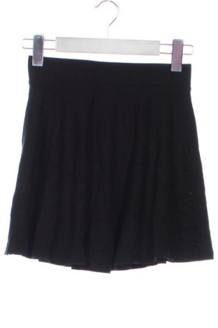 Пола H&M Divided, Размер XS, Цвят Черен, Цена 5,11 €