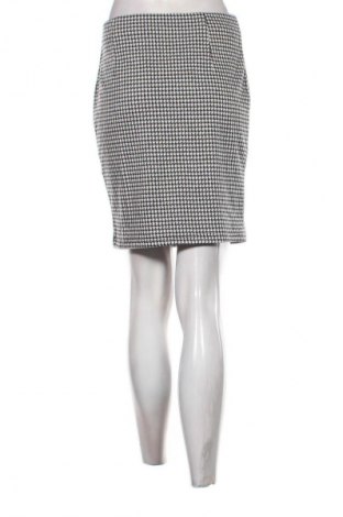 Пола Janina, Размер M, Цвят Многоцветен, Цена 5,62 €