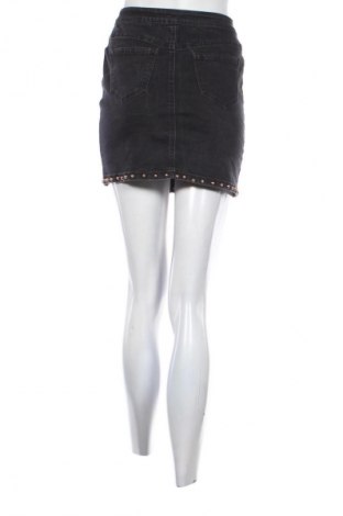 Пола Missguided, Размер S, Цвят Черен, Цена 14,77 €