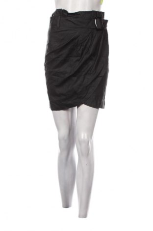 Spódnica NEW COLLECTION, Rozmiar S, Kolor Czarny, Cena 30,99 zł