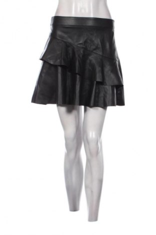 Spódnica ONLY, Rozmiar M, Kolor Czarny, Cena 21,99 zł