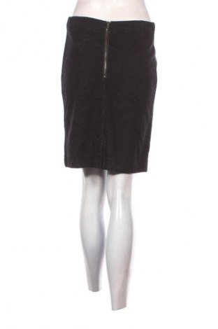 Szoknya Opus, Méret M, Szín Fekete, Ár 3 009 Ft