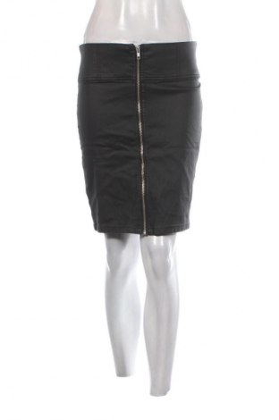 Spódnica Pieces, Rozmiar M, Kolor Czarny, Cena 16,99 zł