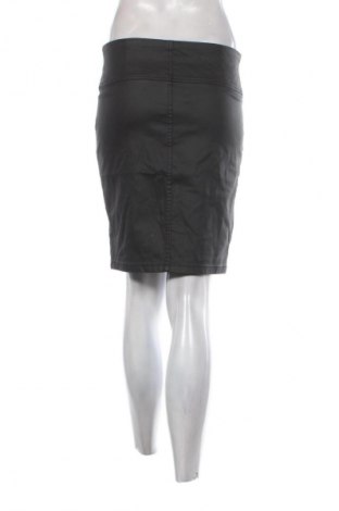 Spódnica Pieces, Rozmiar M, Kolor Czarny, Cena 16,99 zł