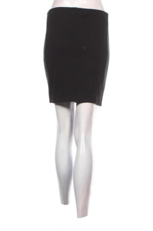 Пола Pull&Bear, Размер S, Цвят Черен, Цена 9,78 €