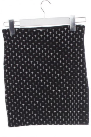 Пола Pull&Bear, Размер XS, Цвят Многоцветен, Цена 9,71 €