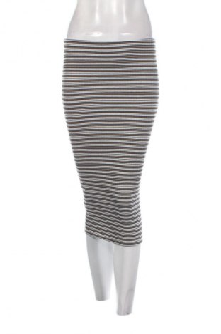 Пола Pull&Bear, Размер S, Цвят Многоцветен, Цена 6,13 €