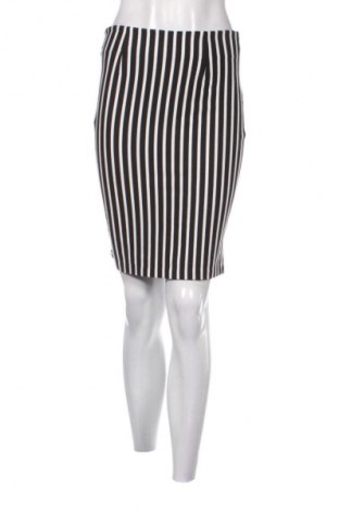 Пола Reserved, Размер S, Цвят Многоцветен, Цена 8,18 €