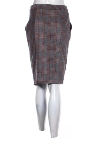 Пола Reserved, Размер S, Цвят Многоцветен, Цена 5,11 €