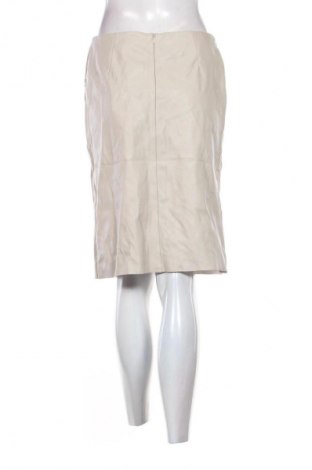 Пола Reserved, Размер M, Цвят Бежов, Цена 5,62 €